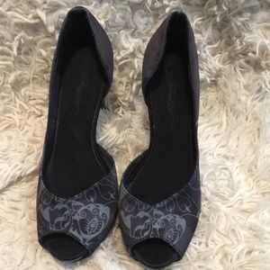 Ed hardy heels